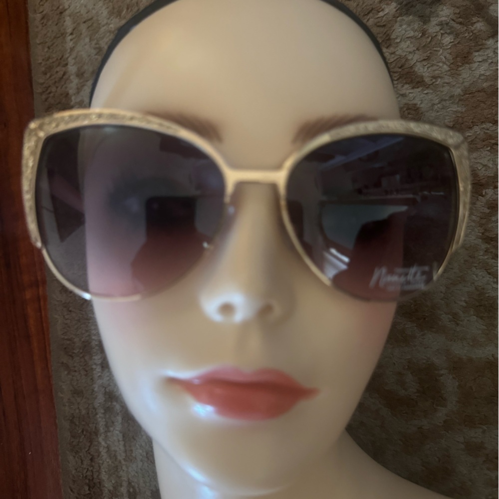 Nanette Lepore sunglasses gold glimmer frame corners futuristic